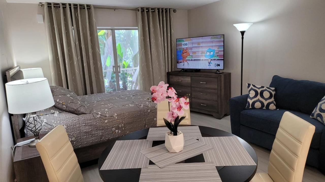 Beach Front Condo Paradise. Ground Floor.Studio. ลองโบทคีย์ ภายนอก รูปภาพ